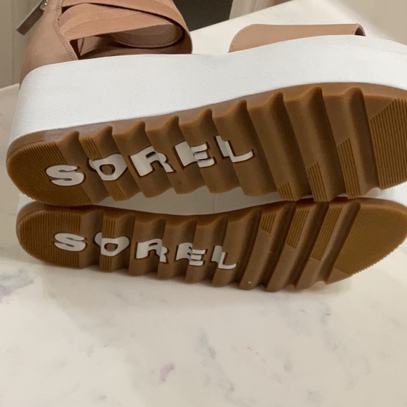 Sorel shoes - Picture 7 of 7